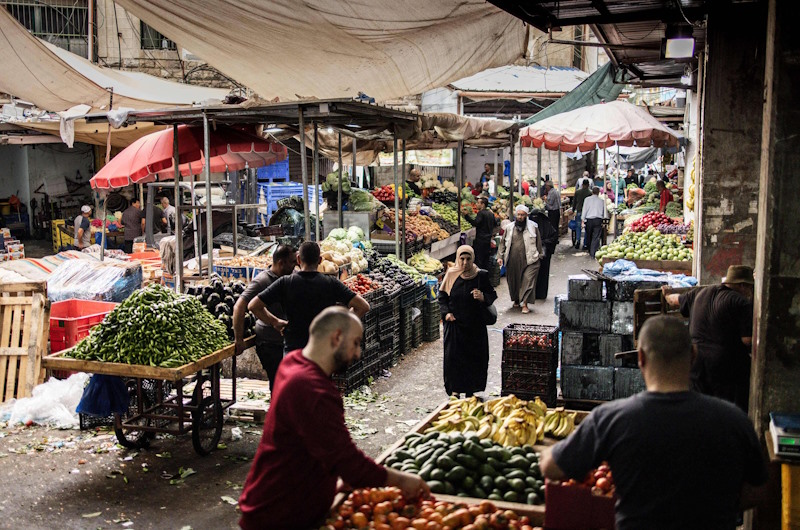 السلطة الفلسطينية تدفع 50% من رواتب موظفيها مع استمرار أزمتها المالية