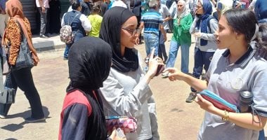 طلاب الثانوية العامة بأسوان يكشفون انطباعاتهم عن امتحانى التاريخ والفيزياء