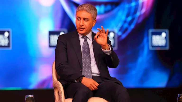 السياحة تطلق خدمات رقمية متكاملة لمراكز الغوص والأنشطة البحرية