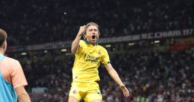 ميلان يحاول إقناع مودريتش بتجديد عقده موسم أخر