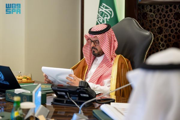 نائب أمير مكة يرأس اجتماع اللجنة الدائمة للحج والعمرة