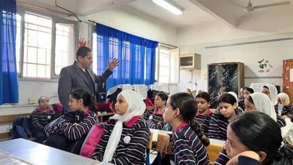 فتح التقديم لإعارات المعلمين 2026.. اعرف الرسوم والشروط المطلوبة