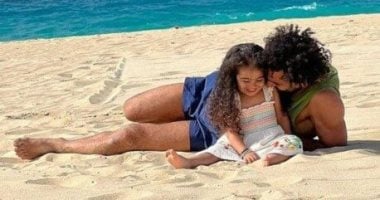 من العلمين الجديدة إلى شواطىء الغردقة.. محمد صلاح سفير السياحة المصرية