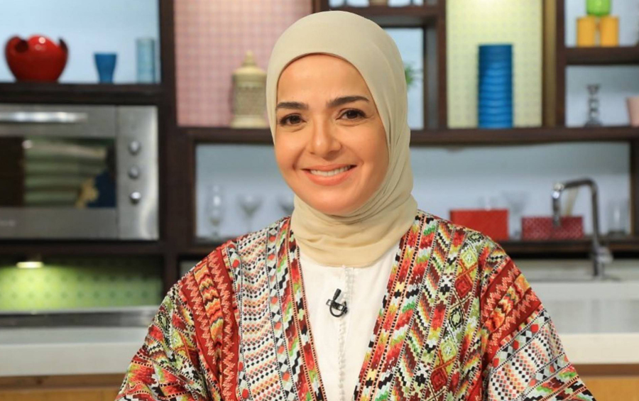 منى عبد الغنى: لا تتجاهلوا نصائح الأهل عند اختيار شريك الحياة