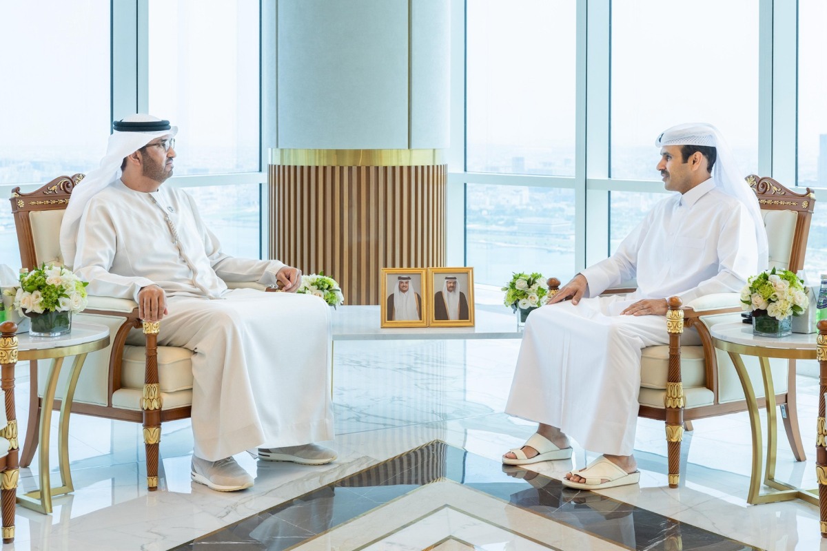 ‫ وزير الدولة لشؤون الطاقة يجتمع مع وزير الصناعة والتكنولوجيا المتقدمة الإماراتي