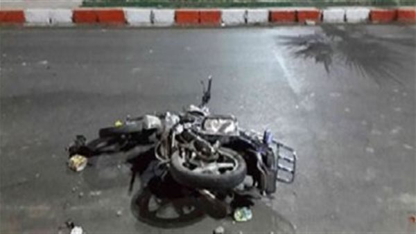 إصابة 3 أشخاص في انقلاب "تروسيكل" بميت غمر