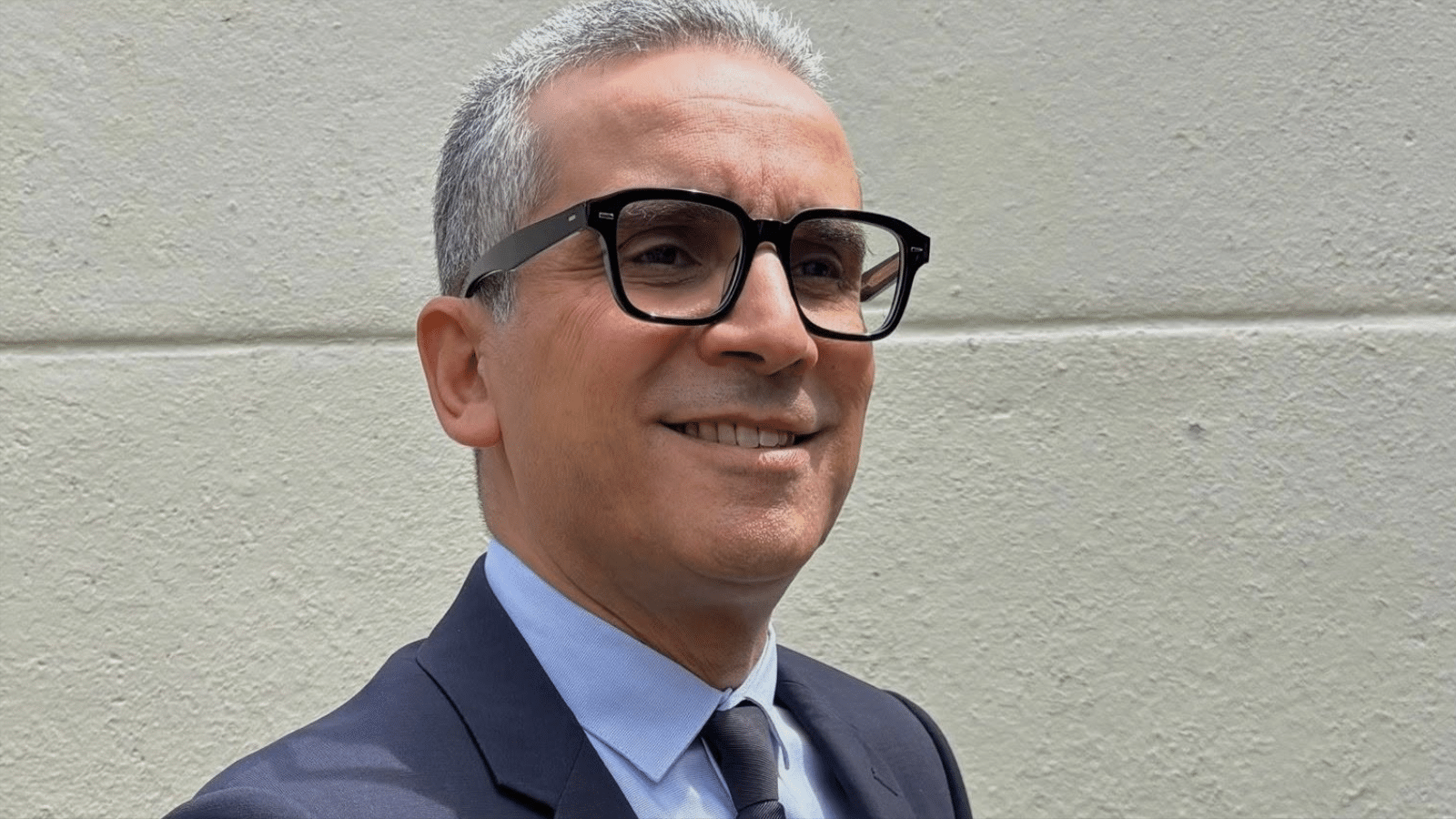 تشريعيات جويلية: إقصاء قائمة “جيل جديد” في فرنسا بعد أيام من انطلاق الحملة الانتخابية