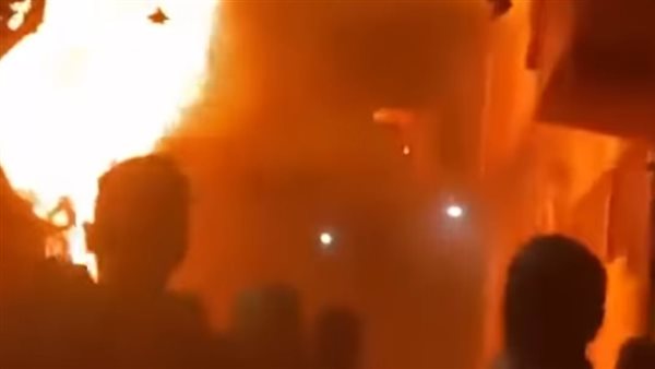 ارتفاع عدد مصابي حريق مخزن أخشاب بميت غمر لـ 8 أشخاص بينهم 3 من الحماية المدنية