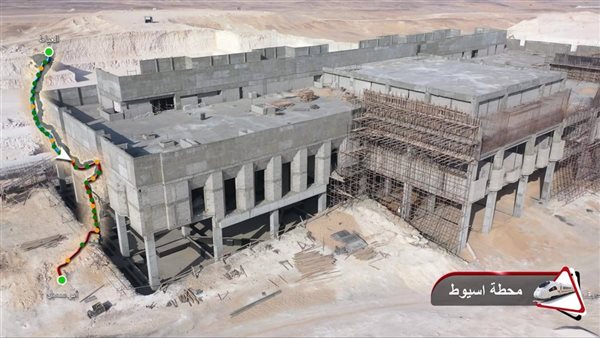 النقل تكشف آخر تطورات مشروع القطار السريع (صور)