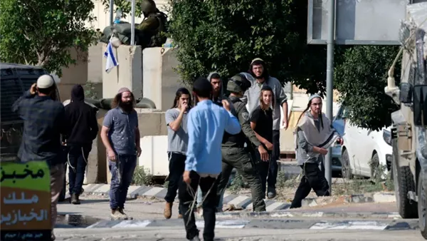 "هآرتس" الإسرائيلية: الفلسطينيون يدفعون فاتورة الإرهاب اليهودي في الضفة الغربية