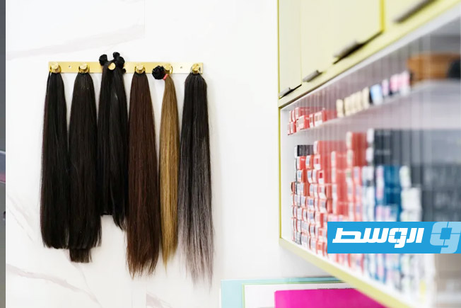 دراسة تكشف وجود مواد كيميائية ضارة في منتجات وصلات الشعر