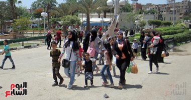 من ركام المخلفات إلى مشاهد جمالية.. خريطة البهجة تعيد رسم ربيع مصر.. كيف تحولت مقالب القمامة العشوائية إلى متنزهات ملكية تفتح أبوابها لأول مرة في عيد الربيع 2026؟ ..استمتع بتلال الفسطاط وواحات الأمل ا