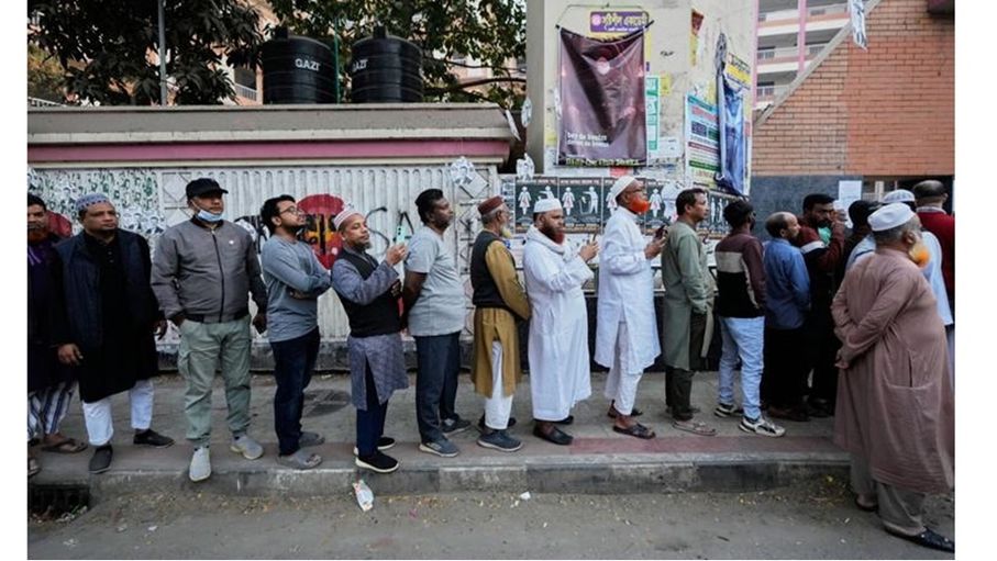 انتخابات بنغلادش الأولى بعد انتفاضة 2024 التي أطاحت بحسينة