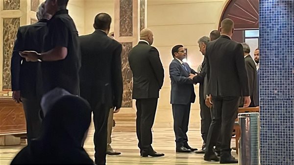 أخبار الفن اليوم: حضور رسمي وشعبي واسع في عزاء عبد الرحمن أبو زهرة.. مصطفى كامل ينهار بالبكاء على المسرح في حفل تأبين هاني شاكر.. ومحمد رمضان وعمرو أديب ينهيان خلافهما