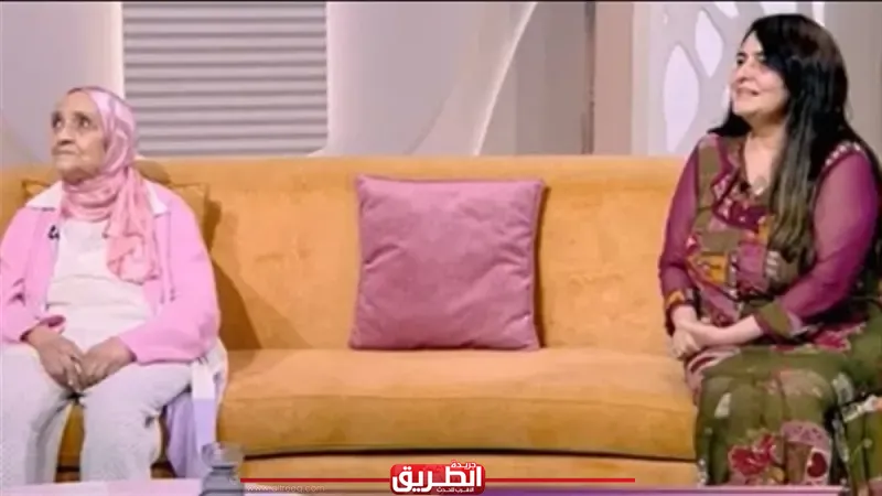 ”ابن الوز عوام”.. شيرين العدوي تروي كيف ألهمتها والدتها أكبر حاصلة على الدكتوراه في سن الثمانين لاستكمال حلمها