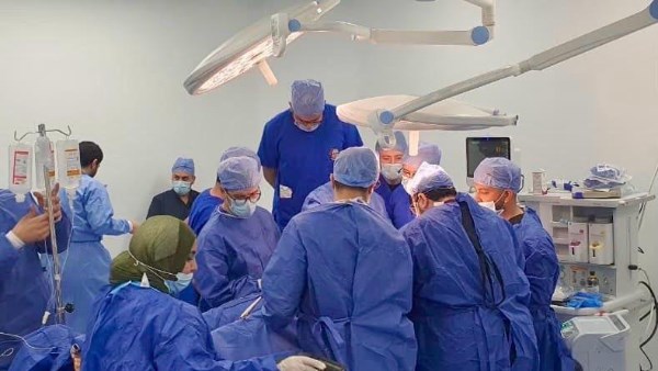 إنجاز طبي.. إنقاذ حياة فتاة ابتلعت دبوسا بمسستشفى الجراحات الجديدة بطنطا