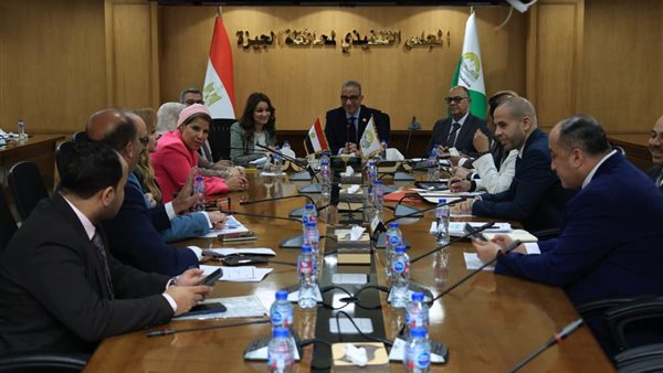 محافظ الجيزة يناقش 10 مطالب جماهيرية عاجلة مع نواب البرلمان
