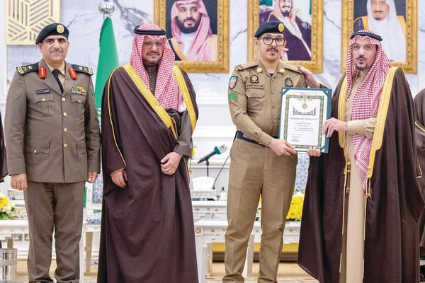 فيصل بن مشعل يبارك الاستراتيجية المؤسسية لإمارة القصيم