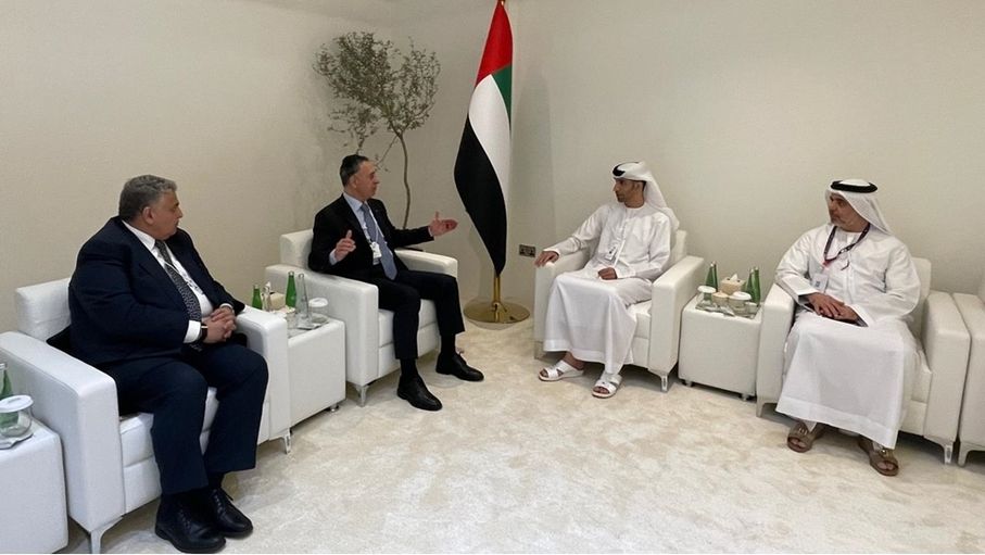 القضاة يبحث مع نظيريه الإماراتي والبحريني توسيع الشراكات الاقتصادية