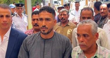 مشهد يحبس الأنفاس.. الكفن ينهى خصومة ثأرية بين عائلتين بدشنا