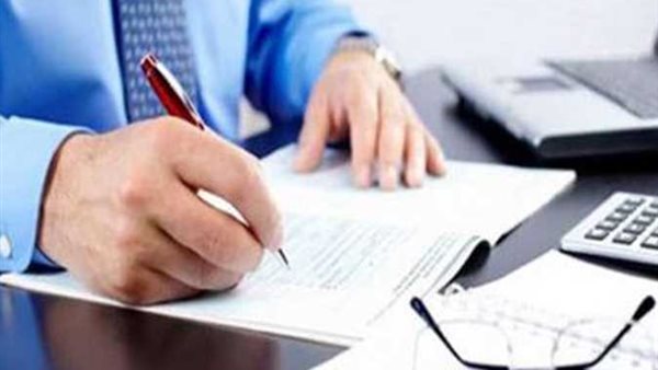 حالة وحيدة لحرمان الموظفة من أجر إجازة الوضع.. ماذا قال قانون العمل الجديد؟