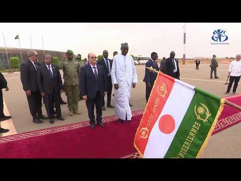الوزير الأول يغادر نيامي عقب زيارة رسمية إلى النيجر