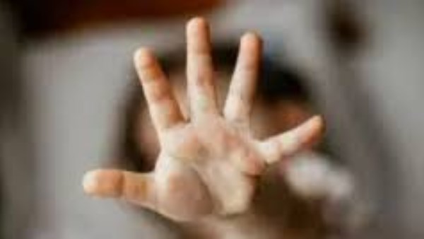 جرده من ملابسه.. تفاصيل تحقيقات النيابة في اعتداء عامل على صغير بالمعصرة