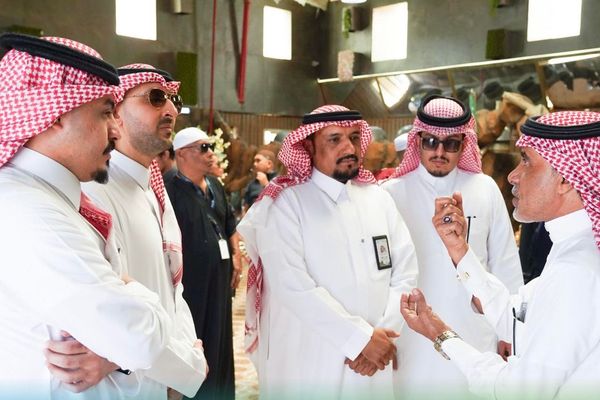 وفد سعودي أوزبكي يستكشف فرص الاستثمار في الطائف.. والورد الطائفي في الواجهة