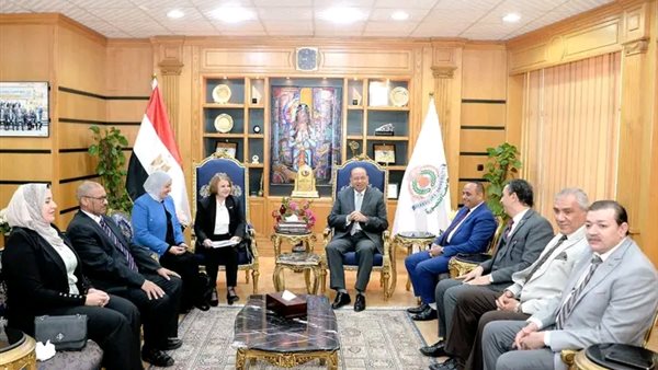 جامعة المنصورة تستقبل فرق الهيئة القومية لضمان جودة التعليم والاعتماد