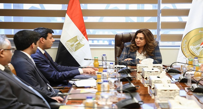 وزيرة التنمية المحلية تبحث مع الأمين العام لمنظمة المدن العربية تبادل الخبرات والتعاون المشترك