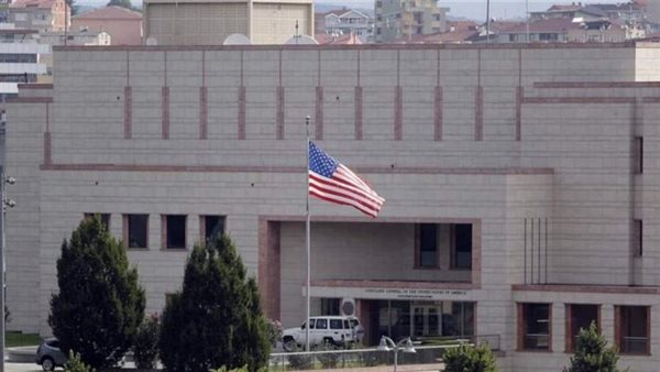 الخارجية الأمريكية تدعو مواطنيها إلى مغادرة لبنان فورًا