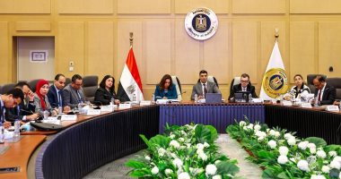 وزراء الصناعة والتنمية المحلية والزراعة والتخطيط يبحثون خطة تنفيذ مشروع القرى المنتجة