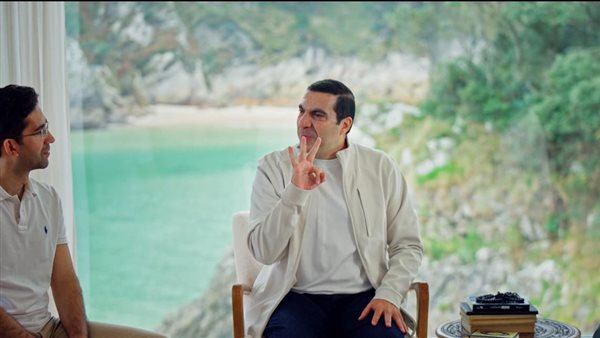 لمن يعاني جروح وأوجاع الحياة، عمرو خالد يوضح الدواء الرباني من القرآن الكريم (فيديو)