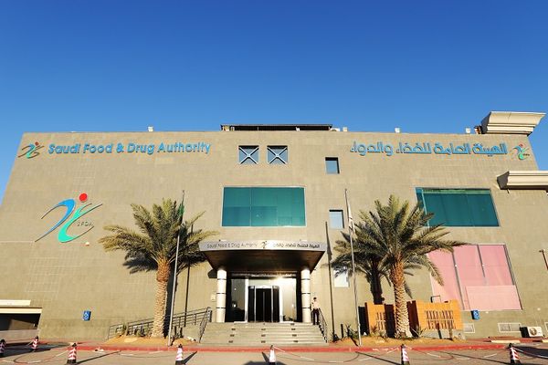 "الغذاء والدواء": شركة بلاديس تتقدم بطلب سحب طوعي لمنتج شوكولاتة