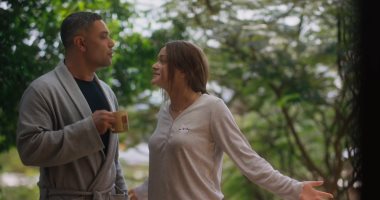 مسلسل اتنين غيرنا الحلقة 1.. آسر ياسين يحتفل بعيد ميلاده على أغنية العسيلي