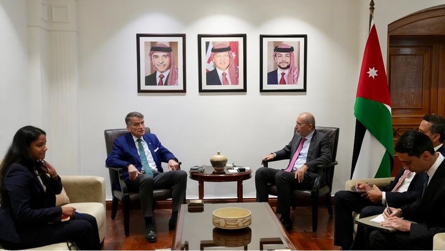 الصفدي يؤكد أهمية دعم الأونروا لضمان استمرار خدماتها للاجئين الفلسطينيين