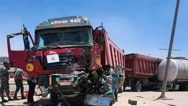 استنفار مروري وتحقيقات موسعة بعد حادث تصادم نقل ثقيل بالعاشر من رمضان