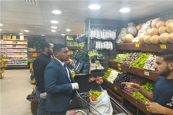 حماية المستهلك يطالب بالإبلاغ عن أي ممارسات احتكارية أو تلاعب بالأسعار