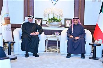 محافظ الفروانية يستقبل مدير الشؤون التعليمية