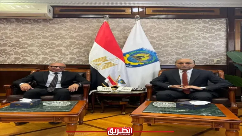 جامعة دمنهور تستضيف شركة مايكروسوفت داخل الحرم الجامعي لتعريف الطلاب بأحدث تقنيات الذكاء الاصطناعي