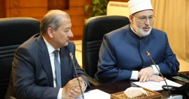 الدكتور الضويني يستقبل وفدًا أوزبكيًّا لبحث تعزيز التعاون العلمي والدعوي