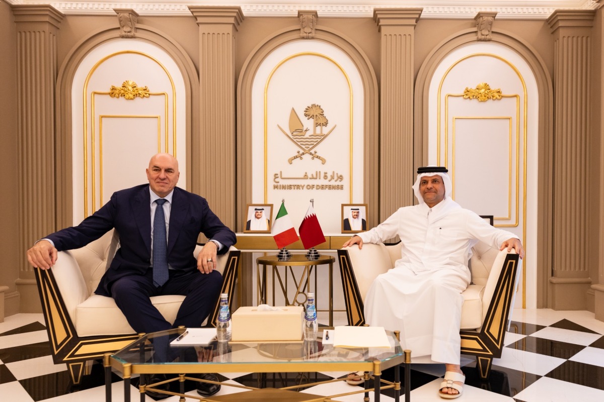 ‫ ‏نائب رئيس مجلس الوزراء ووزير الدولة لشؤون الدفاع يلتقي وزير الدفاع الإيطالي