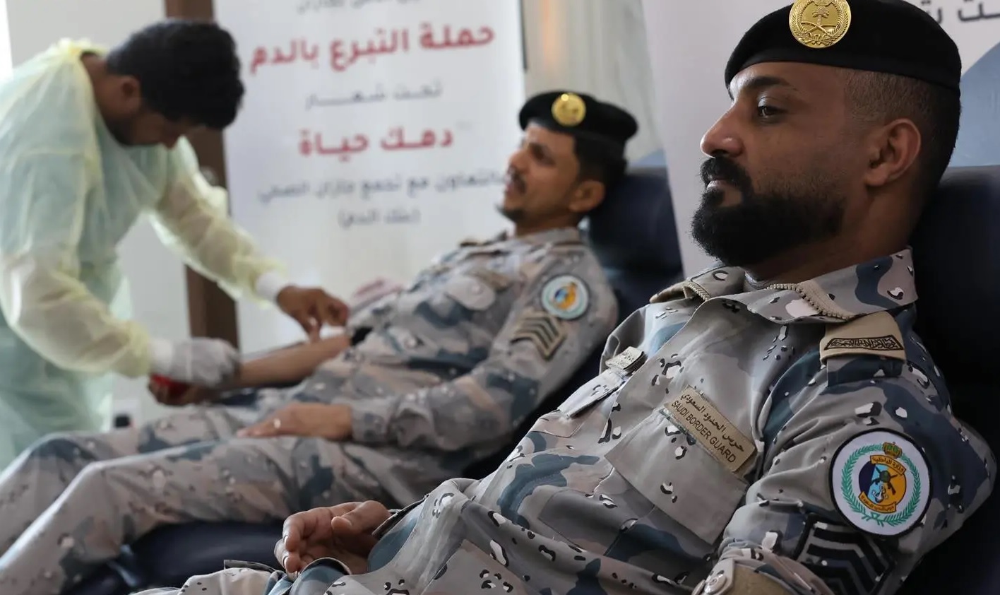 تحت شعار «دمك حياة».. حملة طبية موسعة لمنسوبي حرس الحدود في جازان
