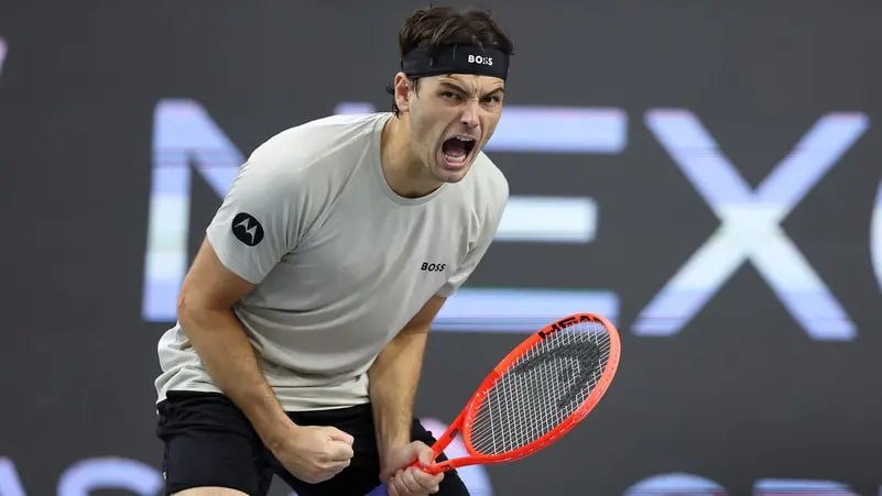 الأميركي تايلور فريتس يبلغ نصف نهائي بطولة دالاس لكرة المضرب