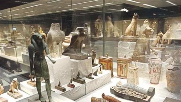 هل يجدد القانون الفرنسي الجديد الأمل في استرداد الآثار المصرية المنهوبة؟