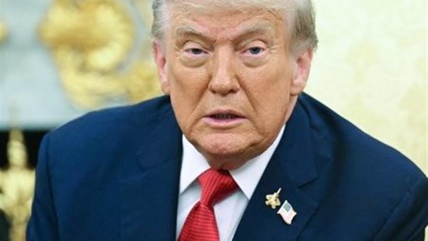 سفينة طبية إلى جرينلاند.. ترامب يعيد طرح طموحه تجاه الجزيرة القطبية