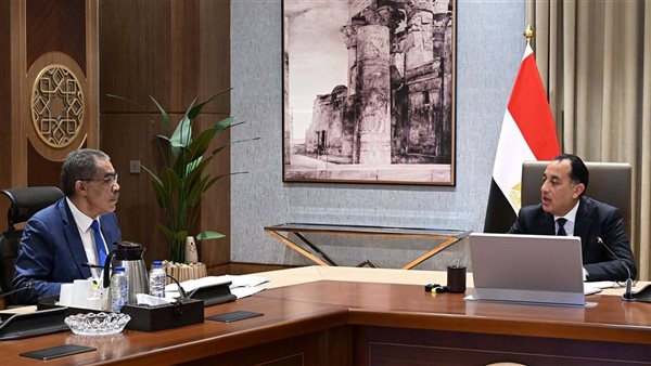 مدبولي يشدد على تعزيز دور الإعلام الوطني في مواجهة الشائعات وتعزيز الوعي المجتمعي