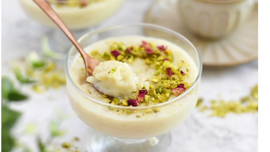 طريقة عمل الرز بحليب مثل المطاعم المشهورة خطوة بخطوة