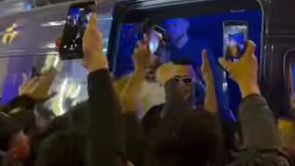 نمبر وان وسط حراسة مشددة في شوارع القاهرة، ويعلق