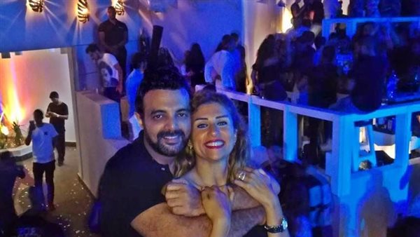 المؤلف عمرو ياسين: "السوشيال ميديا تحولت لمنظومة فاسدة.. ومن معه فلوس يبان أنجح"